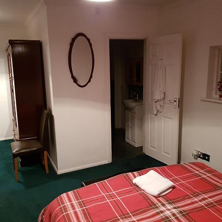 Oyo Guest House Ellipse Whetstone Kültér fotó