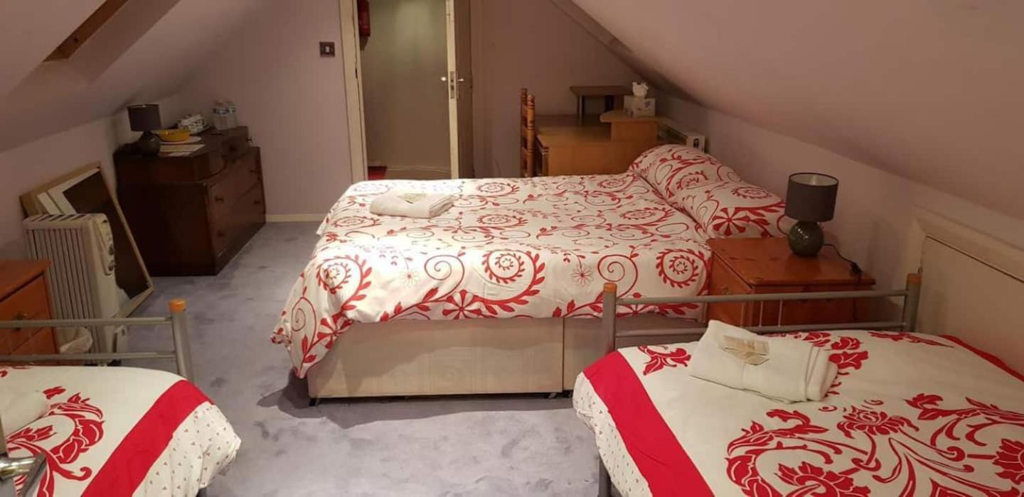 Oyo Guest House Ellipse Whetstone Kültér fotó